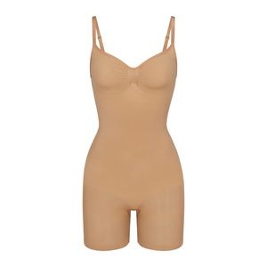 SKIMS Seamless Sculpt Low Back Bodysuit Mid Thigh (Ochre)